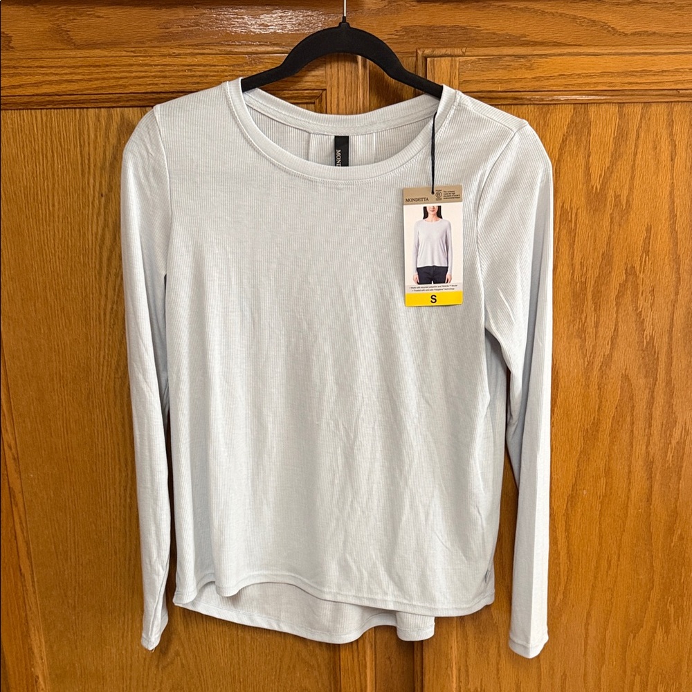 Mondetta Women's Light Gray Long-Sleeve Crewneck Tee